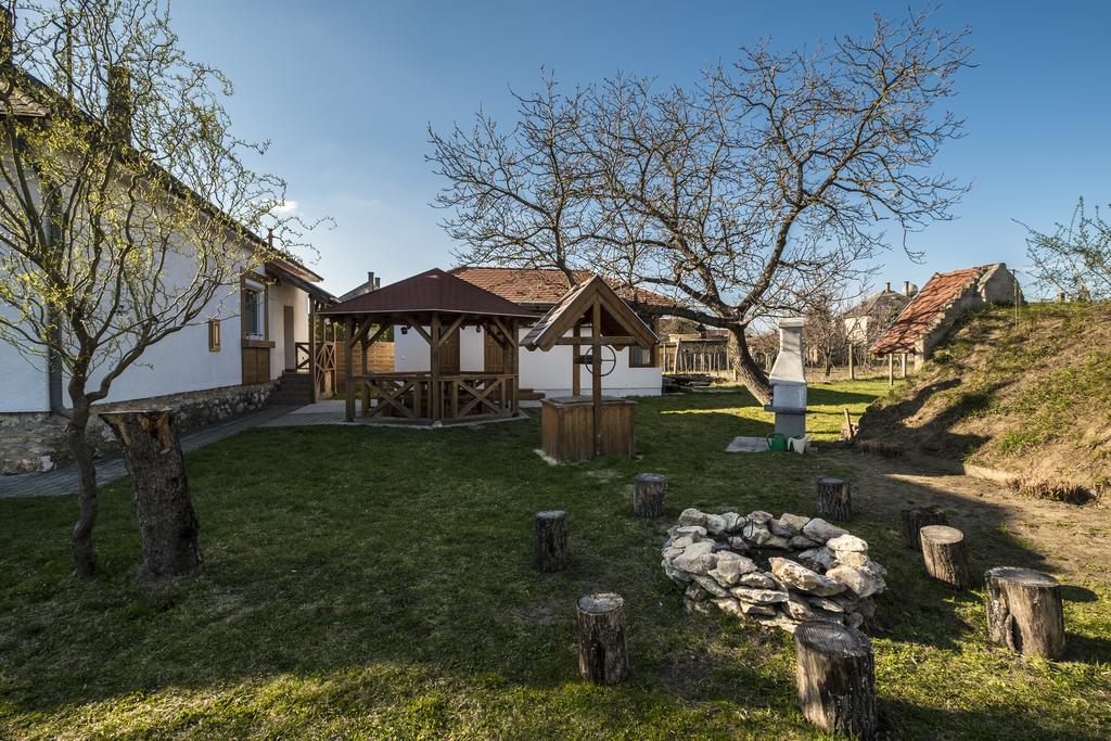 Apartament Doere Vendeghaz Bakonyszentlaszlo Zewnętrze zdjęcie